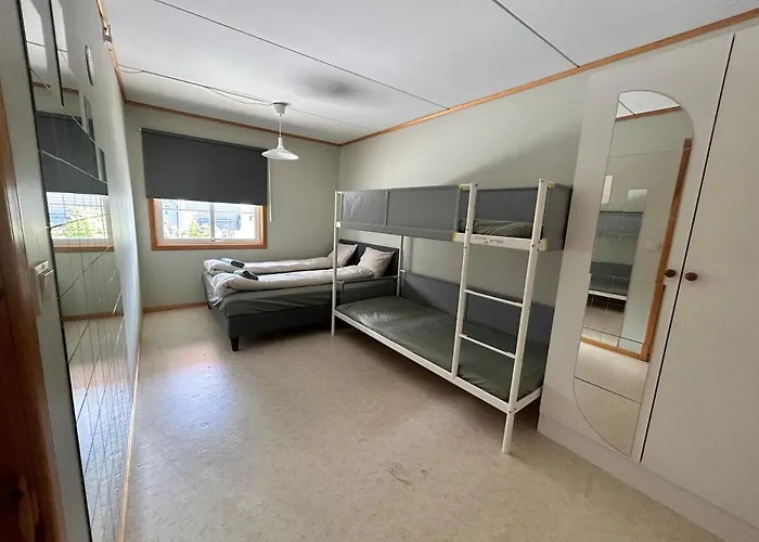 Cozy Scandinavian Apartment Central In Oslo - Free Parking And Close To Many Amenities